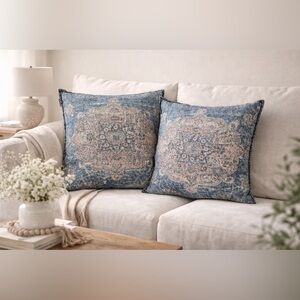 Pair of Renwil Throw Pillows – Vintage-Inspired Medallion Design | 21” x 21”